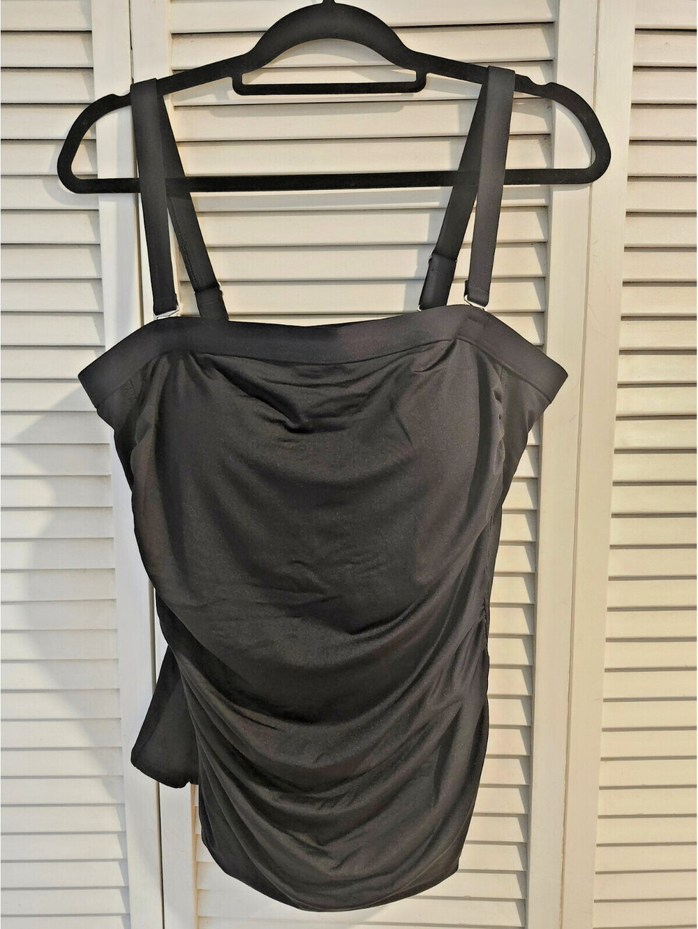 Land's End Black Tankini Bathing Suit Top Size 16W BRAND NEW NO TAGS Really Nice